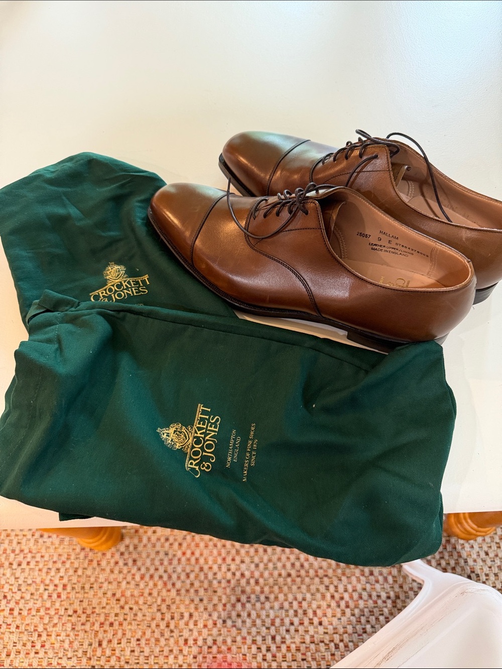 Crockett & Jones Men’s Captoe Brown Leather Oxford Shoes Sz 9E.  Box49